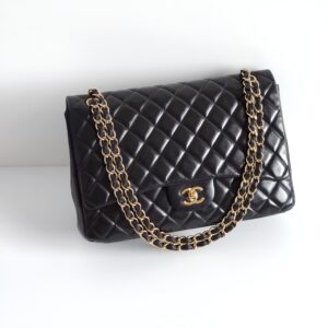 (SOLD) genuine pre-owned Chanel classic maxi single flap