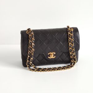 (SOLD) genuine pre-owned Chanel 1987 vintage small classic flap