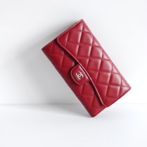 (SOLD) genuine (like-new) Chanel classic flap trifold wallet