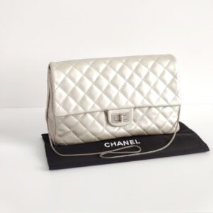 (SOLD) genuine pre-owned Chanel reissue flap chain clutch