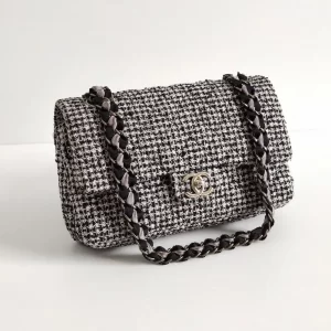 (SOLD) genuine pre-owned Chanel tweed medium classic flap