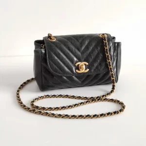 (SOLD) genuine pre-owned Chanel mini chevron hampton flap