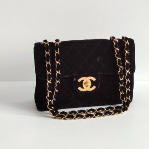 (SOLD) genuine pre-owned Chanel vintage velvet XL CC jumbo flap
