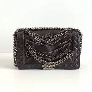 (SOLD) genuine pre-owned Chanel enchained new-medium boy bag