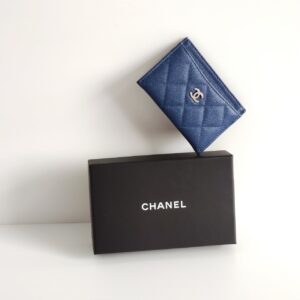 (SOLD) genuine pre-owned Chanel caviar classic card holder