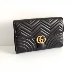 (SOLD) genuine (like-new) Gucci marmont clutch
