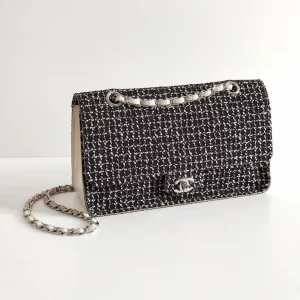 (SOLD) genuine pre-owned Chanel soft tweed flap bag
