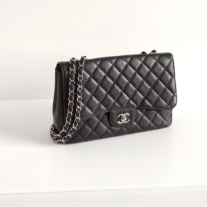 (SOLD) genuine pre-owned Chanel classic jumbo single flap