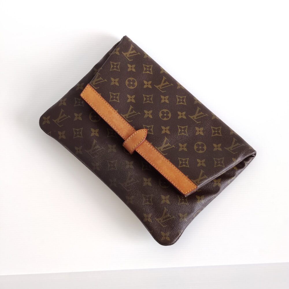 Louis Vuitton Vintage Pochette Pliante - Brown Clutches, Handbags
