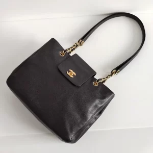 (SOLD) genuine pre-owned Chanel vintage supermodel tote