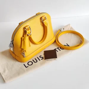(SOLD) genuine pre-owned Louis Vuitton epi alma BB