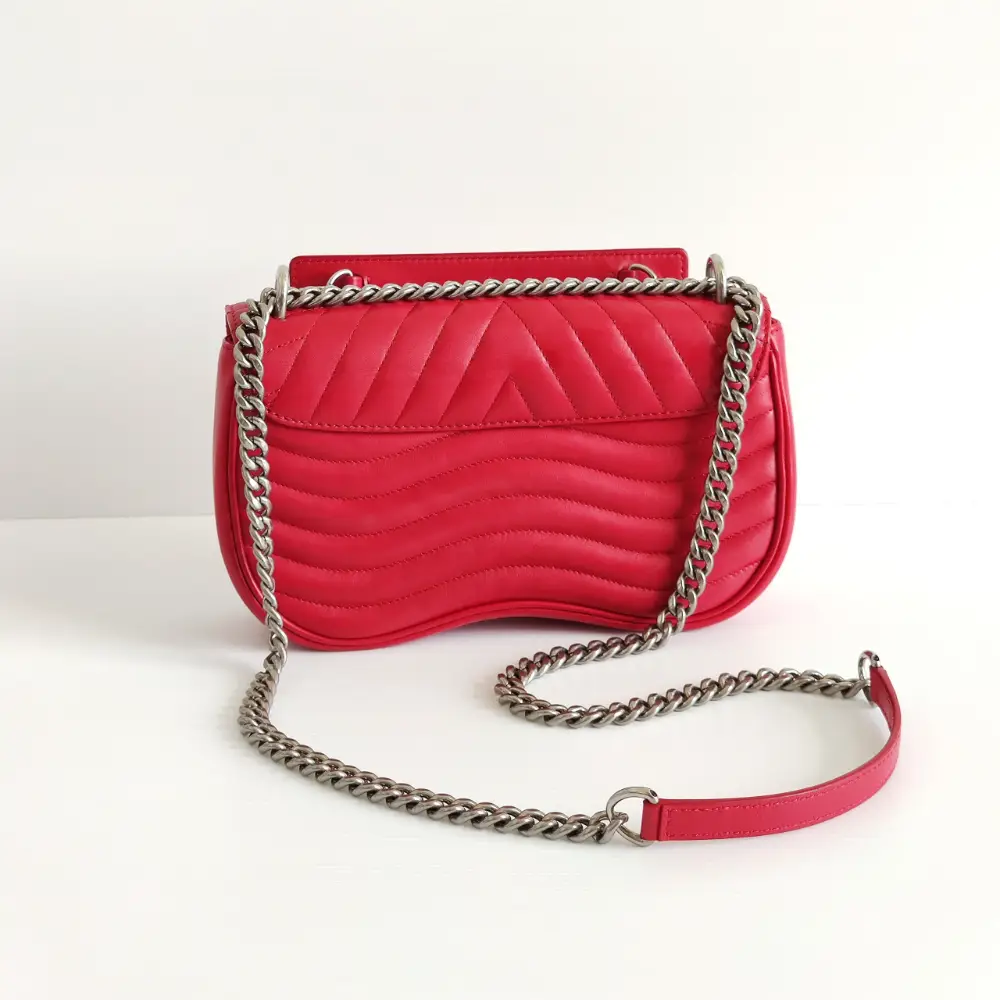 Louis Vuitton Red Leather New Wave Chain PM – LuxuryPromise