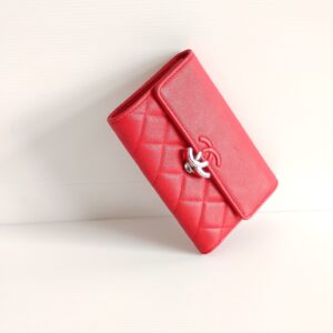 (SOLD) genuine (unused) Chanel “urban companion” medium wallet