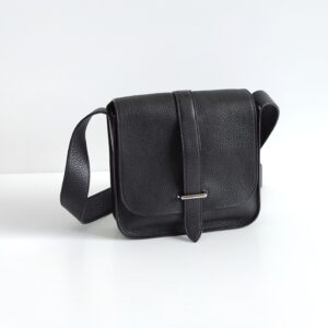 (SOLD) genuine pre-owned Hermès steve pochette crossbody bag