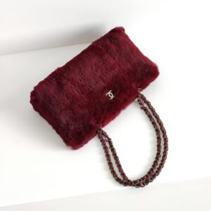 (SOLD) genuine pre-owned Chanel 2000s vintage fur chain bag
