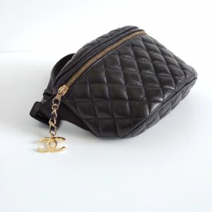 (SOLD) genuine pre-owned Chanel 1990s vintage waist bag