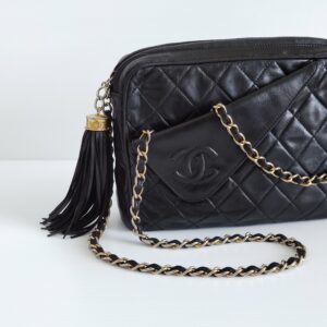 (SOLD) genuine pre-owned Chanel 1980s vintage small tassel camera bag