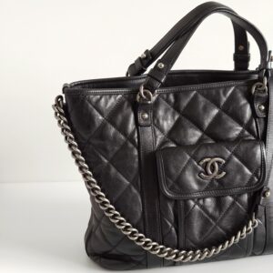 (SOLD) genuine pre-owned Chanel quilted calfskin tote with front pocket