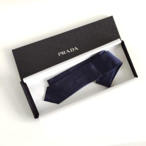 (SOLD) genuine (NEW) Prada men’s silk tie