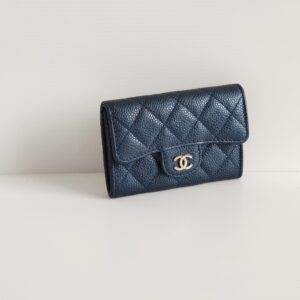 (SOLD) genuine (unused / like-new) Chanel classic flap card holder