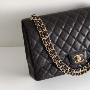 (SOLD) genuine (like-new) Chanel maxi classic flap