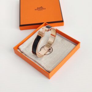 (SOLD) genuine (NEW) Hermès clic H bracelet – black rose gold (size GM)