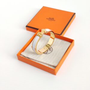 (SOLD) genuine (NEW) Hermès clic H bracelet – white (size PM)