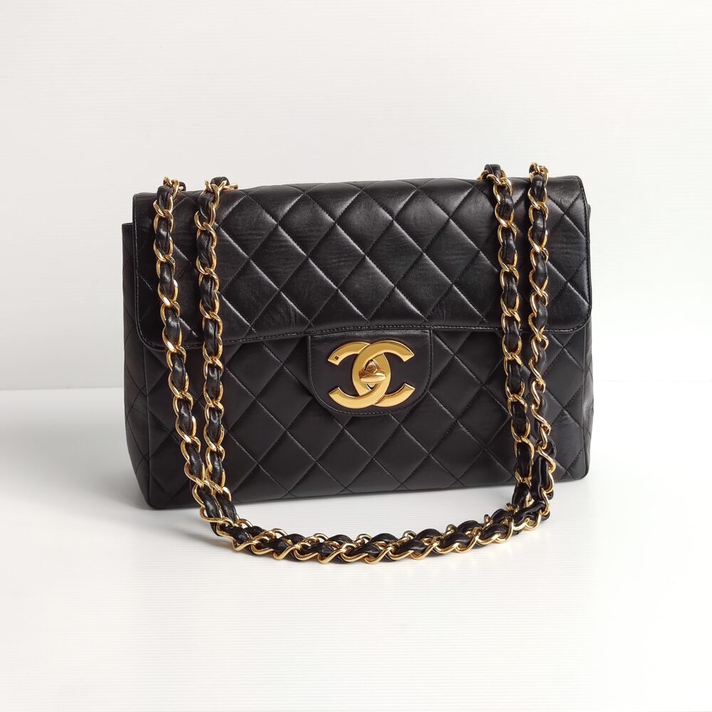 (SOLD) genuine pre-owned Chanel vintage XL CC jumbo flap