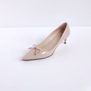(SOLD) genuine (like-new) Prada tied bow heels (36)