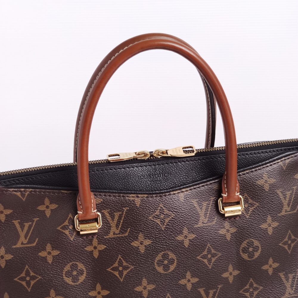 genuine pre-owned Louis Vuitton monogram pallas MM – Deluxe Life Collection