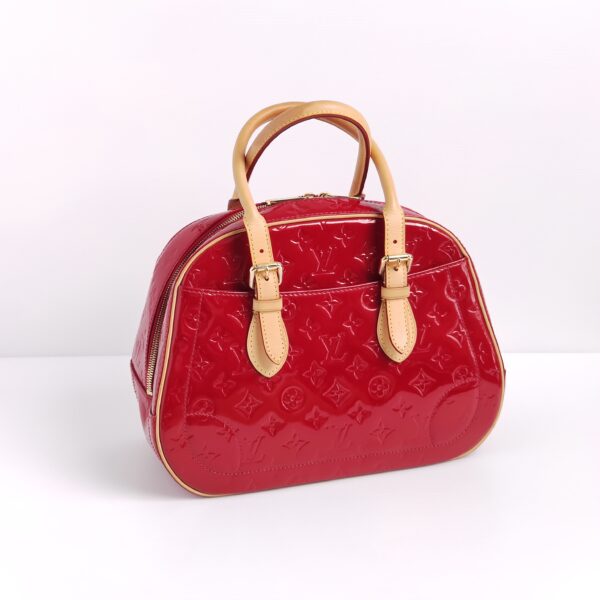 Pre-Owned Louis Vuitton Summit Drive Vernis Rouge Fauvriste 