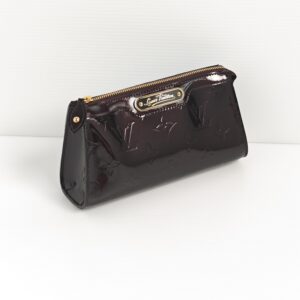 (SOLD) genuine (almost-new) Louis Vuitton vernis mini pouch