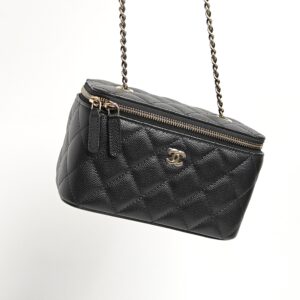 (SOLD) genuine (like-new) Chanel rectangular classic vanity