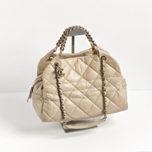 (SOLD) genuine pre-owned Chanel paris-bombay ‘pondicherry’ tote