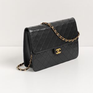 genuine pre-owned Chanel 1980s vintage clutch on chain