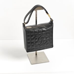 (SOLD) genuine pre-owned Chanel 2001 vintage “chocolate bar” mini box bag