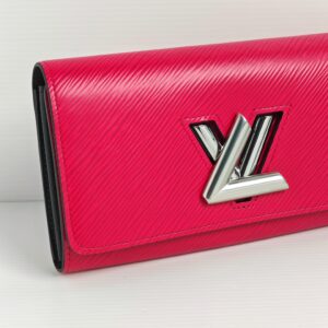 genuine (unused) Louis Vuitton epi twist wallet