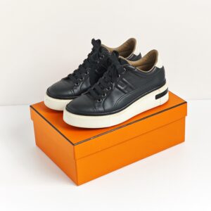 (SOLD) genuine pre-owned Hermès voltage sneakers (37)