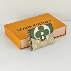 (Unavailable) genuine (almost-new) Louis Vuitton monogram giant zoe wallet