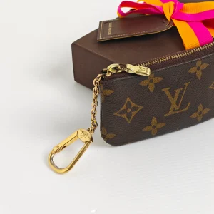 (Unavailable) genuine pre-owned Louis Vuitton monogram cles holder