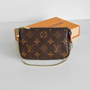 (Unavailable) genuine (NEW) Louis Vuitton monogram mini pochette accessoires