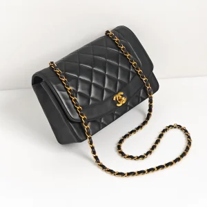 genuine pre-owned Chanel vintage medium diana flap