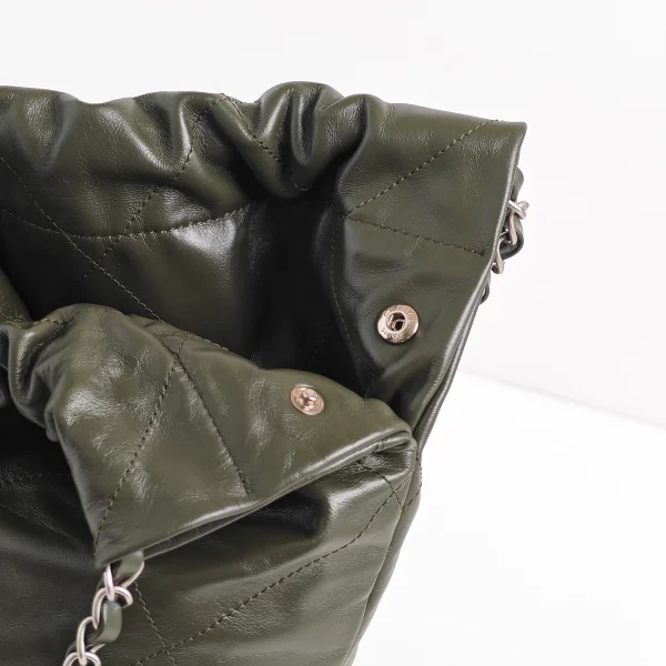 (Unavailable) genuine (like-new) Chanel medium 22 bag - khaki green - Image 8