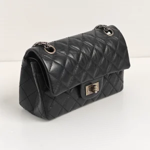 (Unavailable) genuine (almost-new) Chanel mini 2.55 reissue flap (size 224)