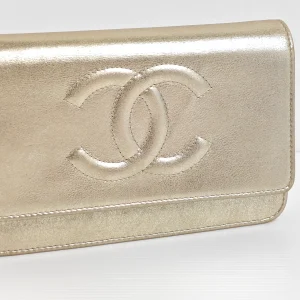genuine pre-owned Chanel timeless CC wallet on chain (WOC)