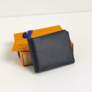 genuine (NEW) Louis Vuitton epi leather multiple wallet