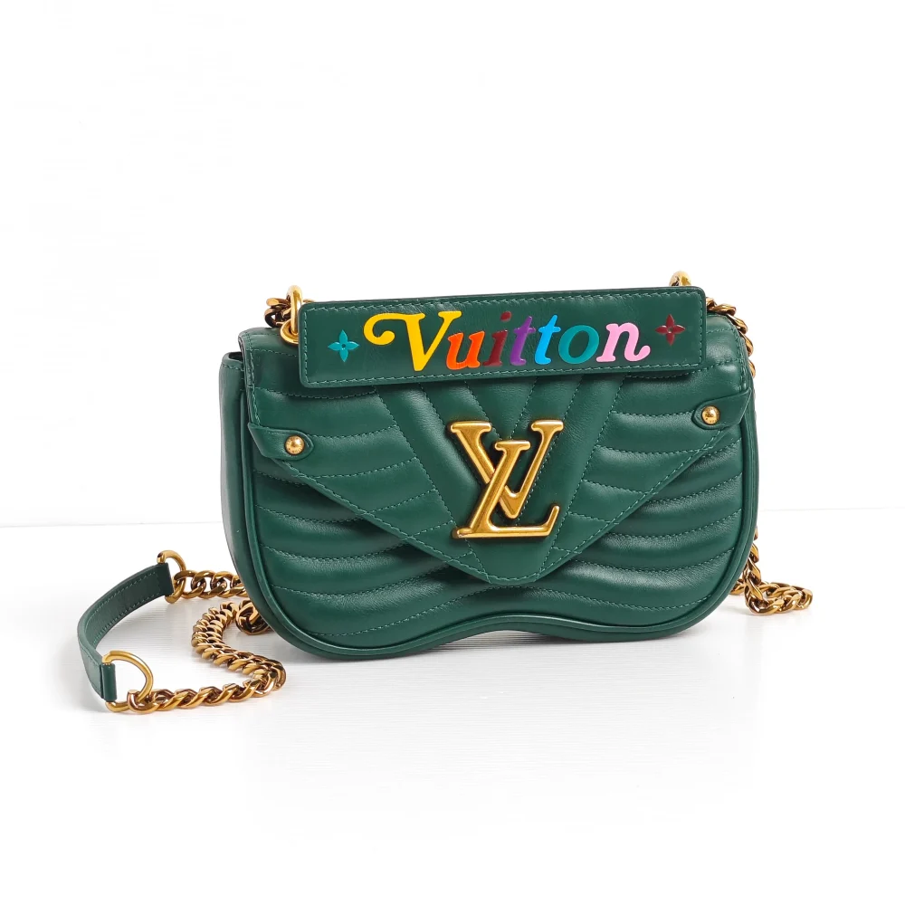 (Unavailable) genuine pre-owned Louis Vuitton new wave chain bag PM