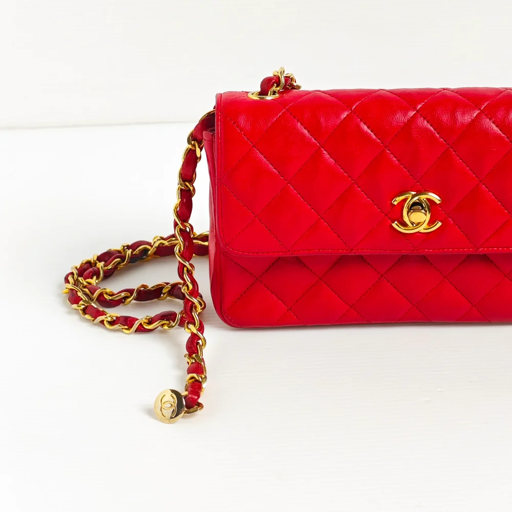 (Unavailable) genuine pre-owned Chanel vintage red mini flap