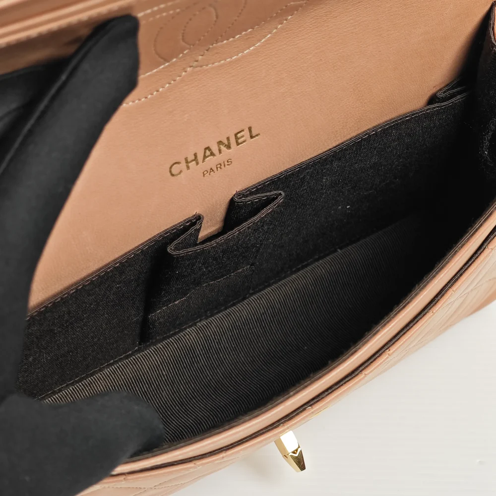 (Unavailable) genuine pre-owned Chanel 1980s vintage medium mademoiselle flap - Image 10