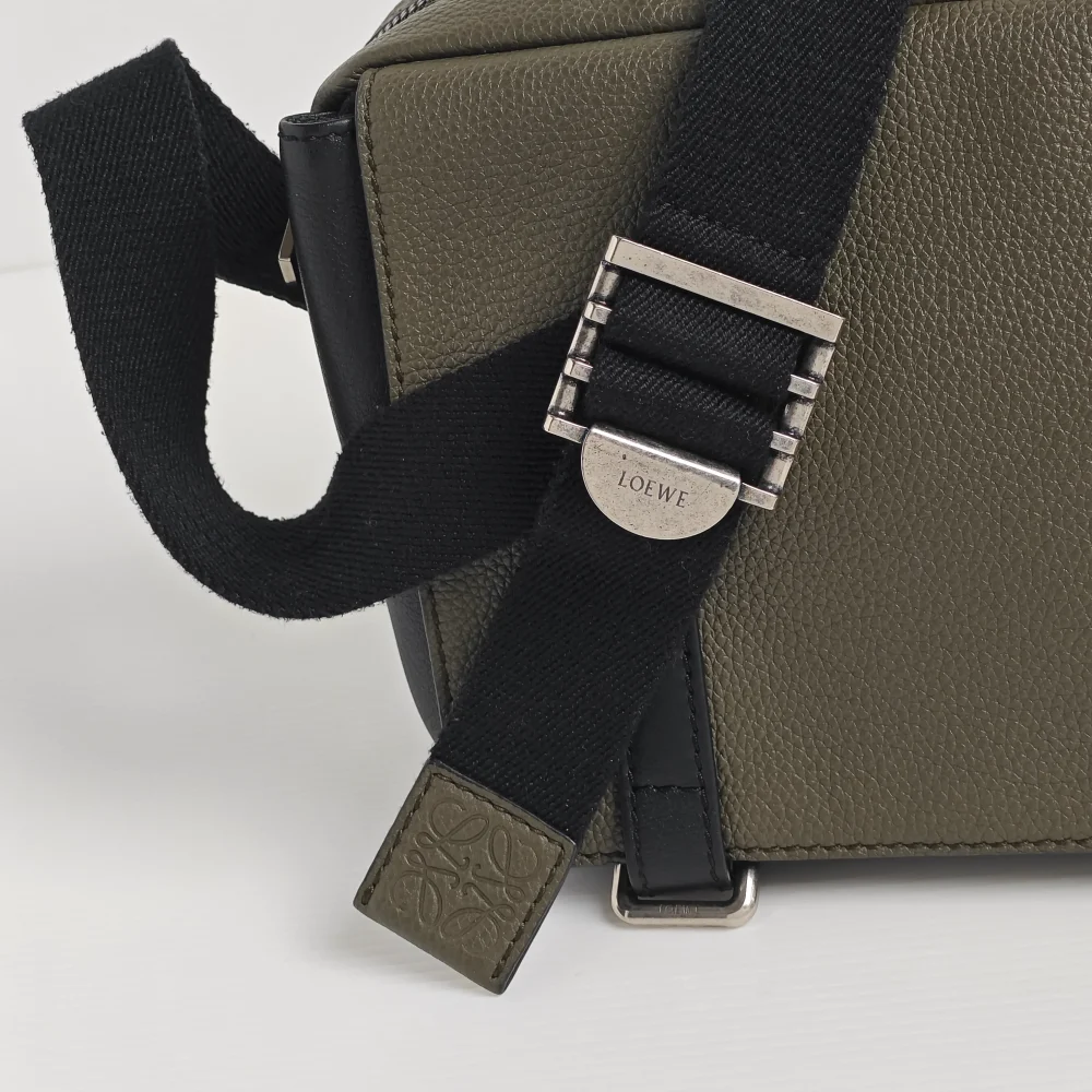 genuine pre-owned Loewe XS military messenger - Image 6